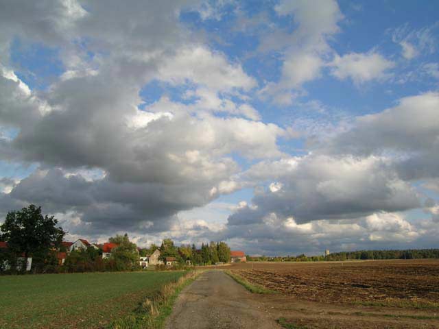 Spaziergang am Ortsrand in Ro�tals S�den