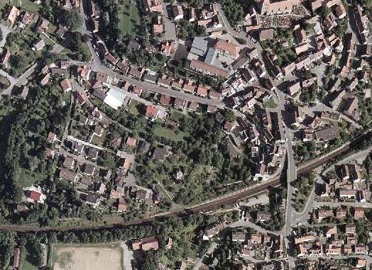 Luftaufnahme der Felsenstra�e und Umgebung